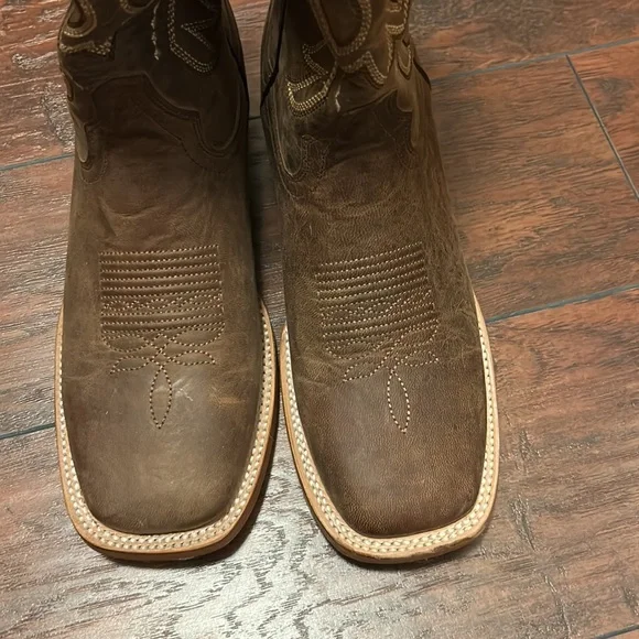 NWT size 10 women’s cow girl boots - Picture 2 of 8